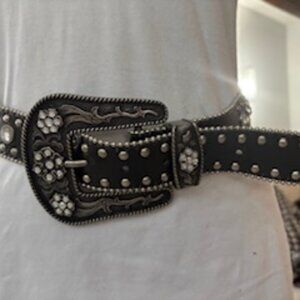 Leatherock embellished western style belt
